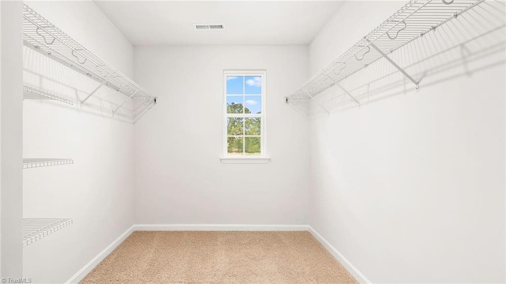 Stick/Site Built at 622 Beechwood Circle, Thomasville NC 27360, photo 6 of 20