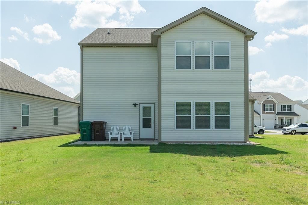 Stick/Site Built at 4044 Monteray Circle, High Point NC 27265, photo 23 of 34