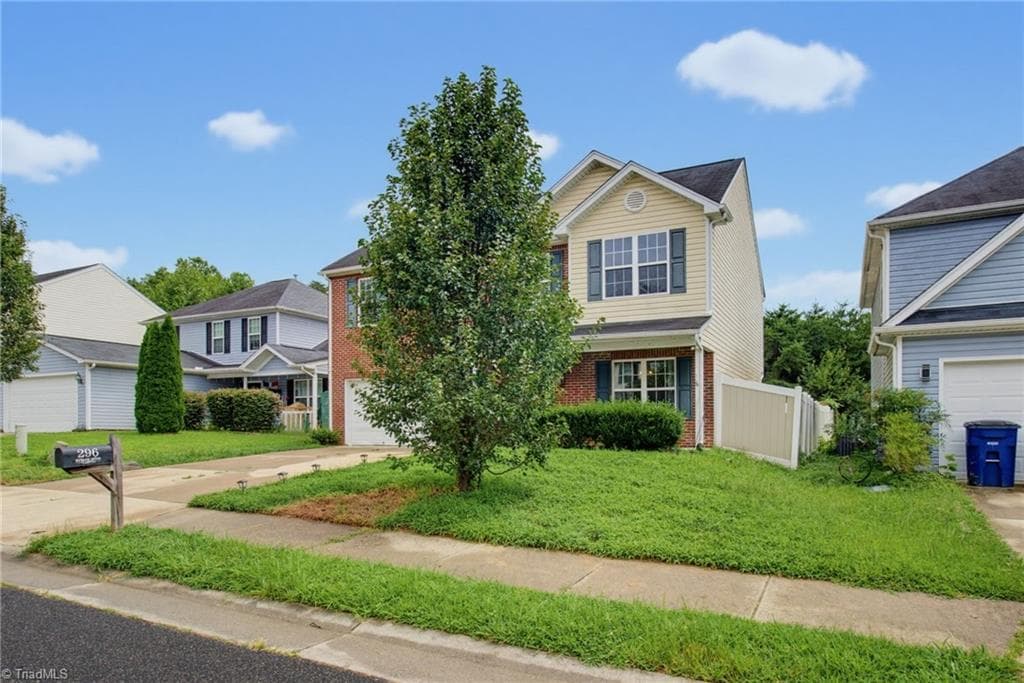 Stick/Site Built at 296 Azalea Drive, Winston-Salem NC 27105, Winston-Salem, photo 2 of 26