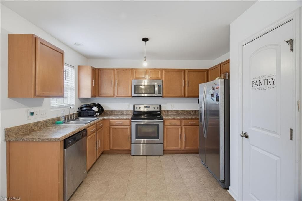 Stick/Site Built at 296 Azalea Drive, Winston-Salem NC 27105, Winston-Salem, photo 10 of 26