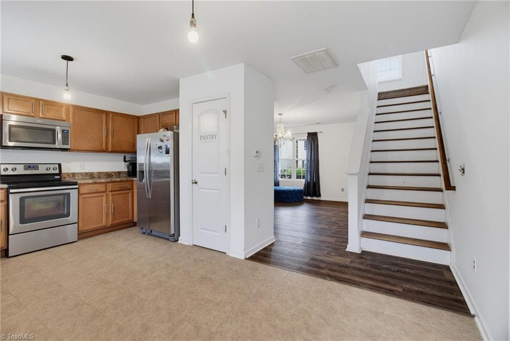 Stick/Site Built at 296 Azalea Drive, Winston-Salem NC 27105, Winston-Salem, photo 11 of 26