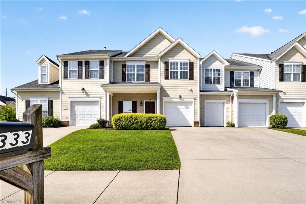 Stick/Site Built at 4333 Alderny Place, High Point NC 27265, photo 2 of 38