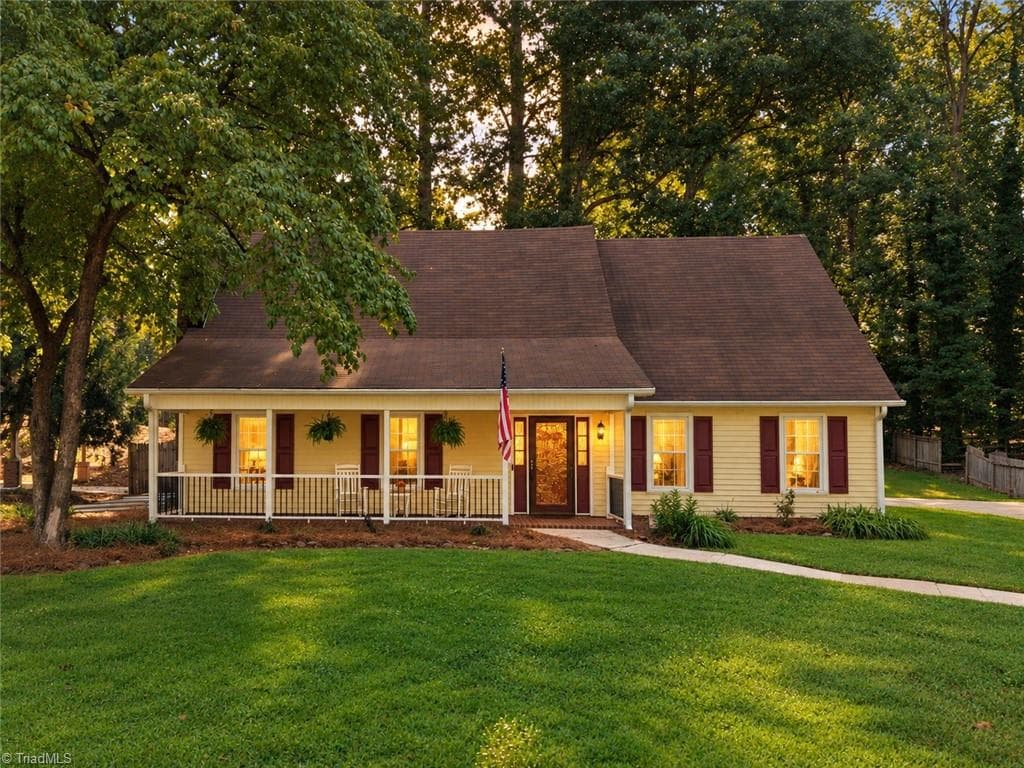 1486 Old Coach Road, Kernersville NC 27284