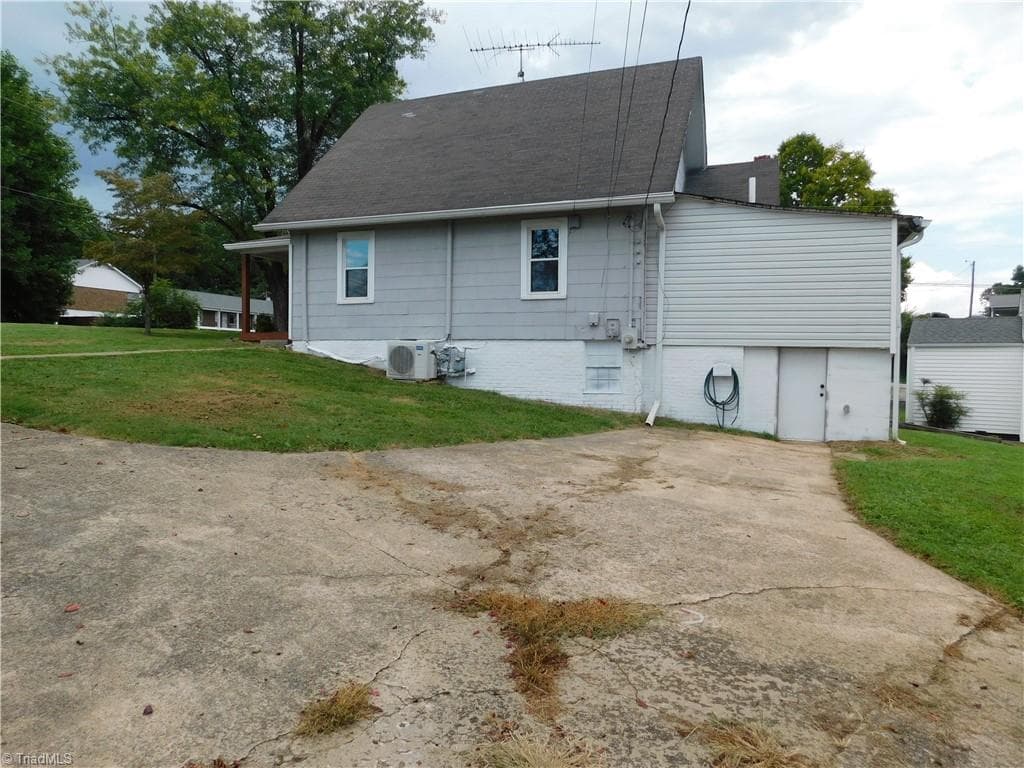 Side of home - 1054 N Bridge Street, Elkin NC 28621, Elkin