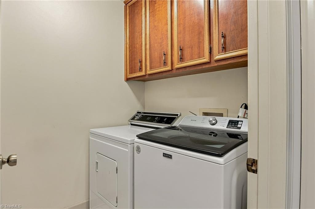 Stick/Site Built at 1014 Greenhurst Road, Winston-Salem NC 27104, Winston-Salem, photo 18 of 47