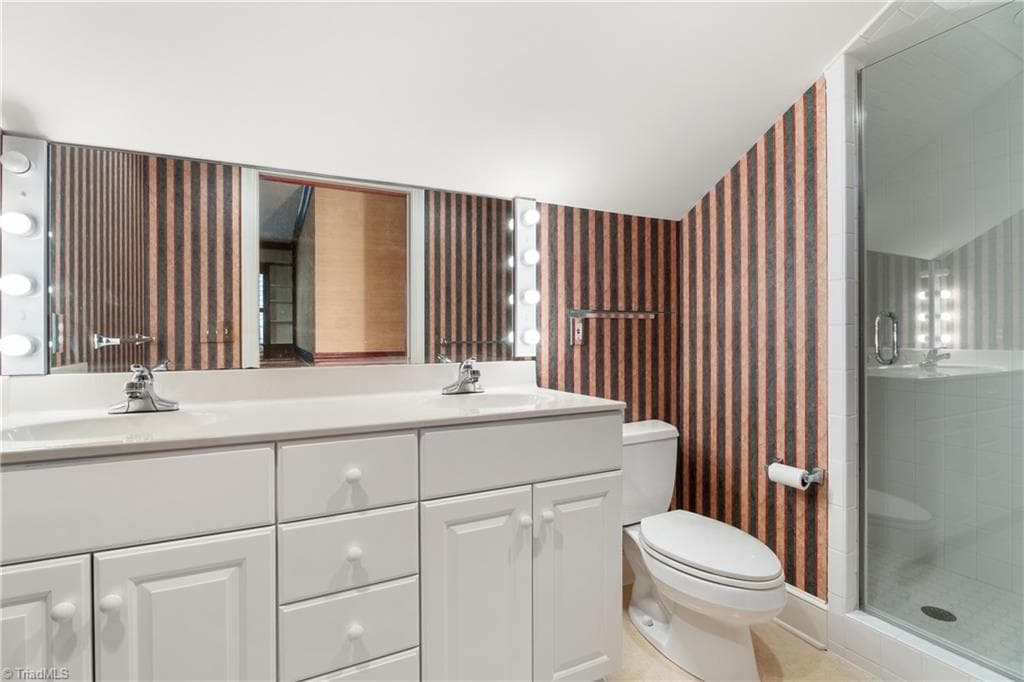 Upstairs secondary private bath with tiled shower - 2822 Lazy Lane, Winston-Salem NC 27106, Winston-Salem
