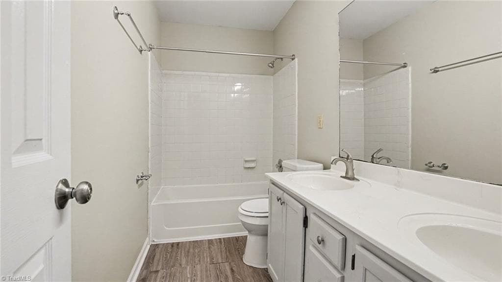 Stick/Site Built at 4123 Silver Fox Court, High Point NC 27265, photo 26 of 35