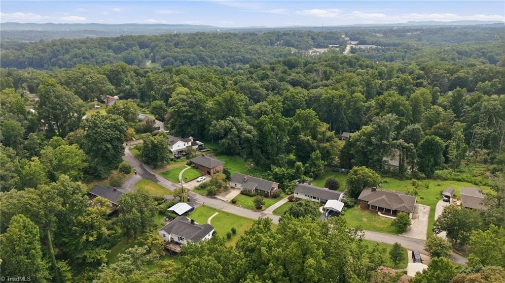 Stick/Site Built at 317 Hillcrest Drive, Elkin NC 28621, photo 7 of 50