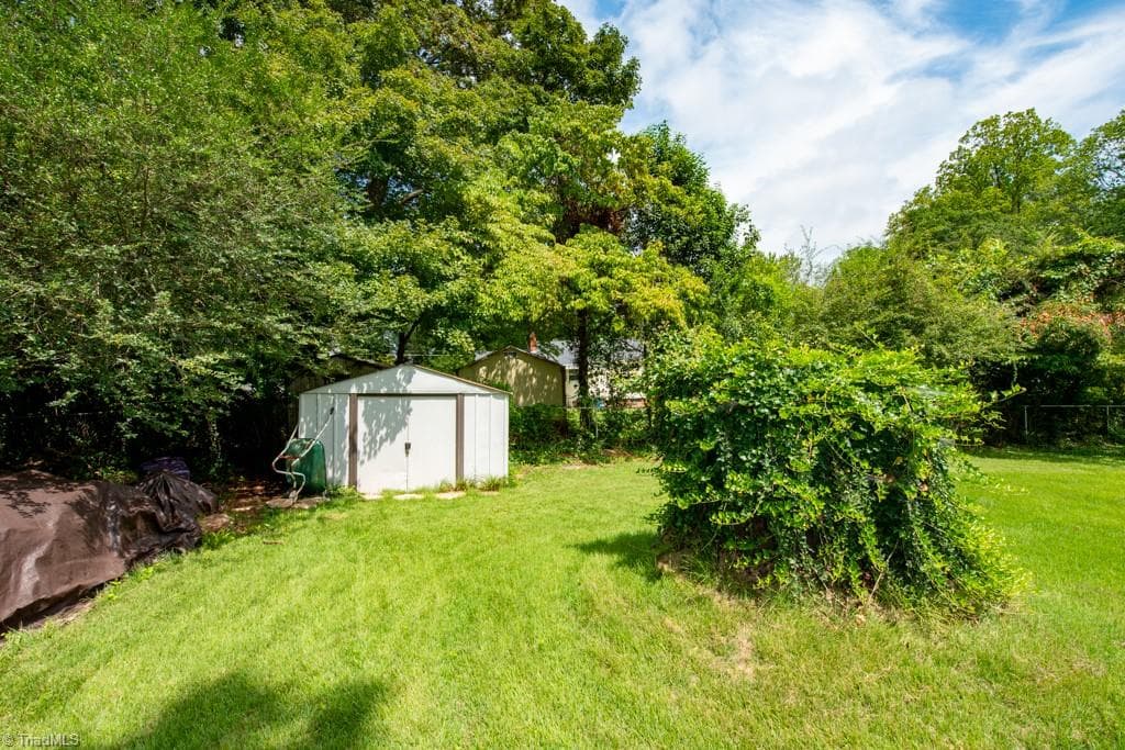 Stick/Site Built at 703 Locust Place, High Point NC 27265, photo 48 of 50