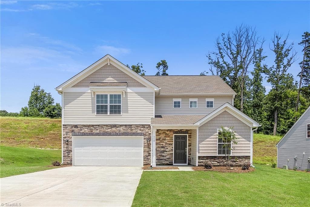 Stick/Site Built at 1 Blue Quail Drive, Kernersville NC 27284, photo 2 of 36