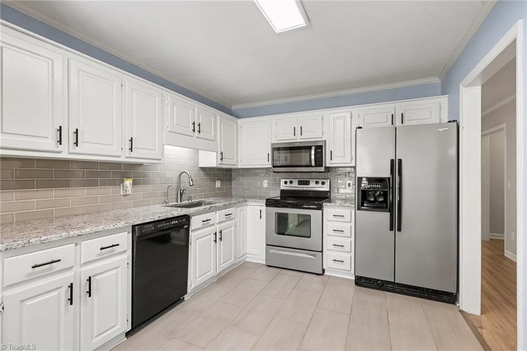 Stick/Site Built at 809 Windermere Court # B, Asheboro NC 27203, photo 8 of 26
