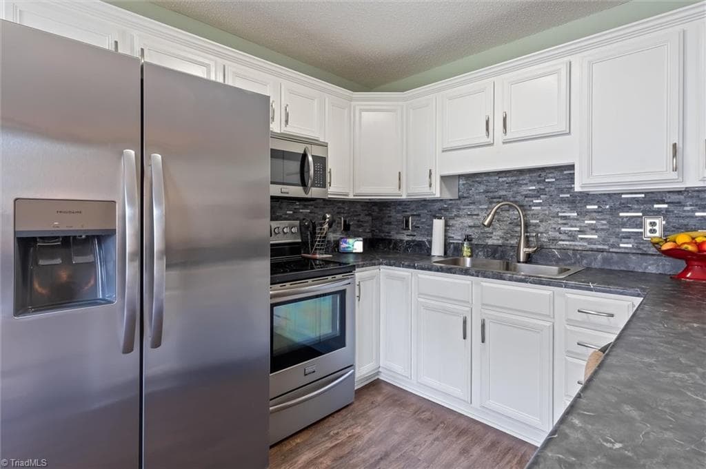 Stick/Site Built at 307 Skiles Heights # D, Thomasville NC 27360, Thomasville, photo 9 of 24