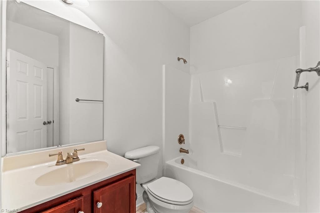 Stick/Site Built at 3523 Sagedale Court, High Point NC 27265, photo 20 of 47
