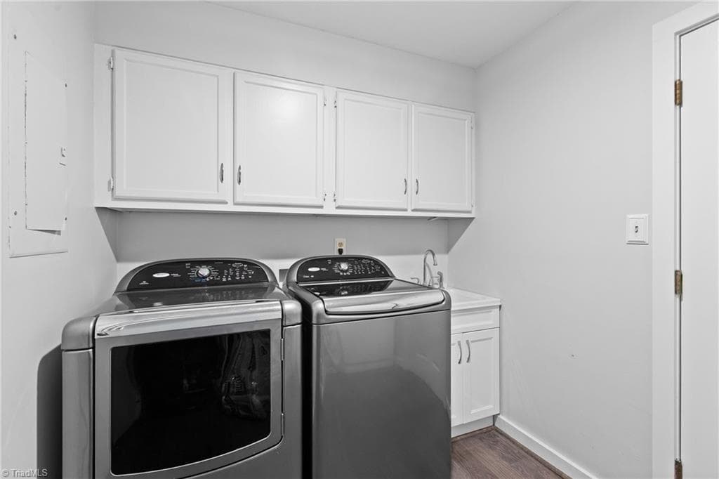 Stick/Site Built at 1317 Overland Drive, High Point NC 27262, photo 20 of 45