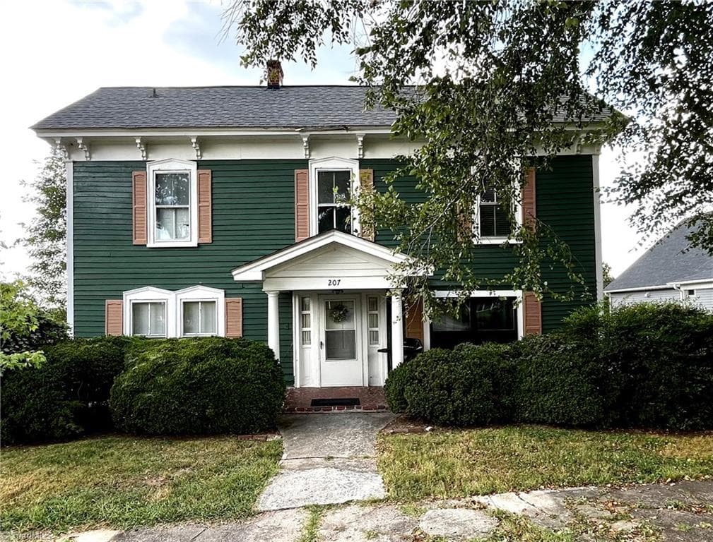 207 Summit Street, Walnut Cove NC 27052