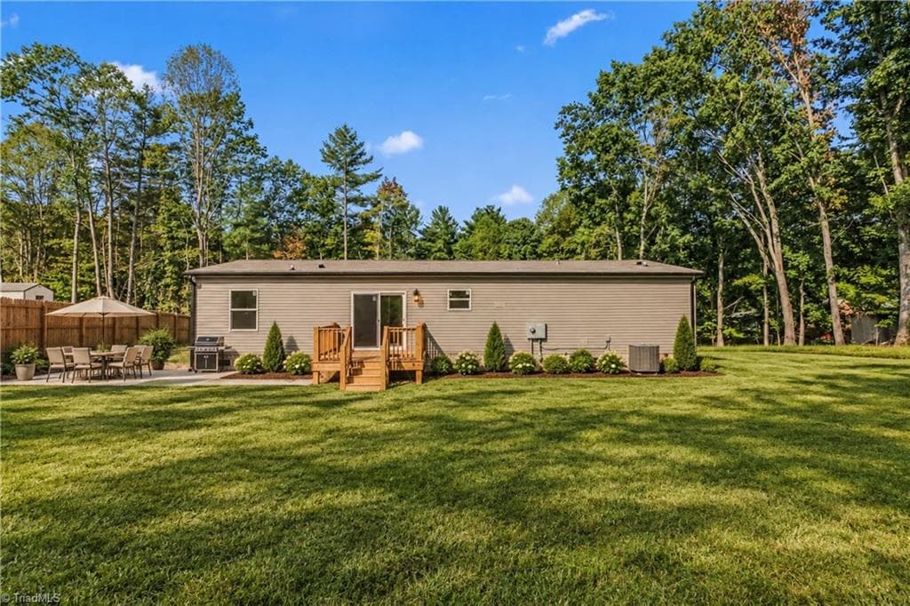Manufactured Home at 116 Brookfield Drive, Mount Airy NC 27030, photo 2 of 39