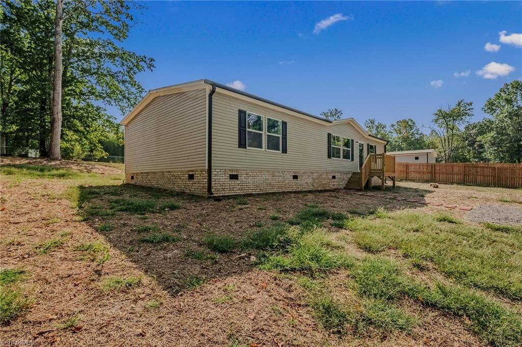 Manufactured Home at 116 Brookfield Drive, Mount Airy NC 27030, photo 37 of 39