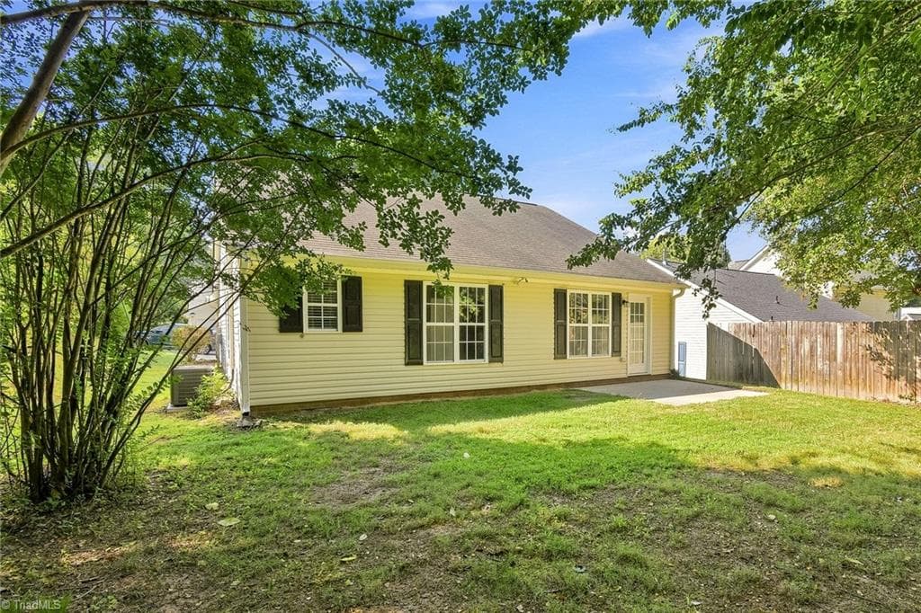 Stick/Site Built at 5117 Oakhurst Park Court, Kernersville NC 27284, Kernersville, photo 27 of 30