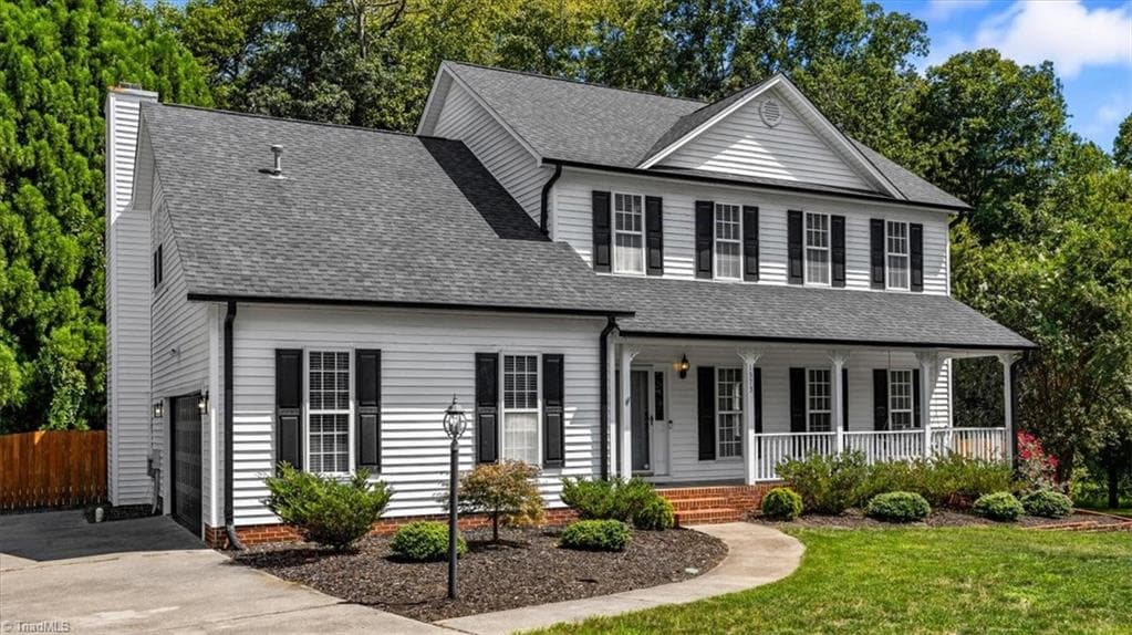 Stick/Site Built at 1373 Salem Crossing Road, Kernersville NC 27284, photo 2 of 50