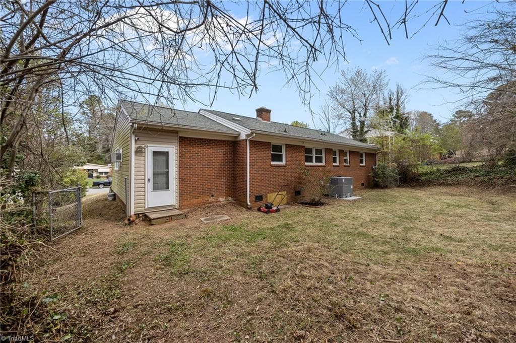 Stick/Site Built at 1108 Dartmouth Avenue, High Point NC 27260, photo 31 of 35