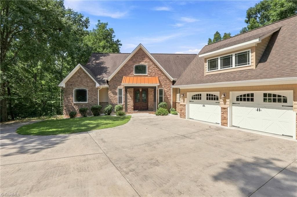 Stick/Site Built at 422 Still Meadows Lane, Lexington NC 27292, Lexington, photo 2 of 44