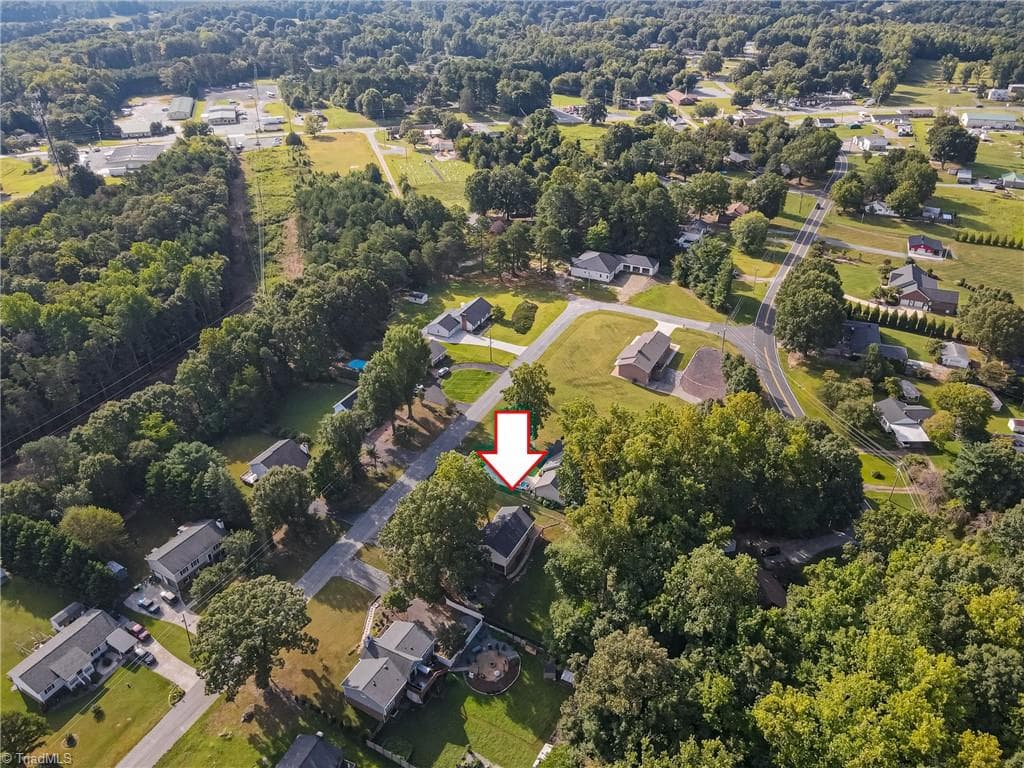 Stick/Site Built at 207 Tamworth Drive, Clemmons NC 27012, Clemmons, photo 38 of 42