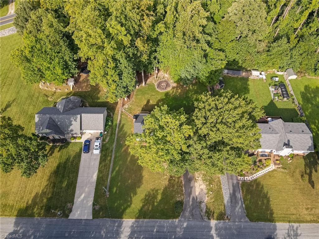 Stick/Site Built at 207 Tamworth Drive, Clemmons NC 27012, Clemmons, photo 31 of 42