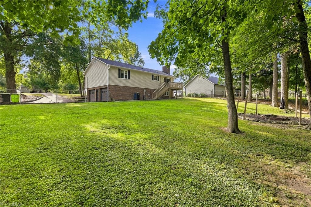 Stick/Site Built at 207 Tamworth Drive, Clemmons NC 27012, Clemmons, photo 4 of 42