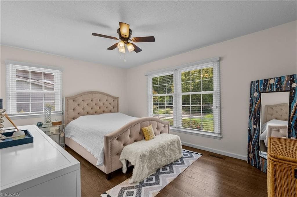 Stick/Site Built at 3004 Wellingford Drive, High Point NC 27265, photo 12 of 37
