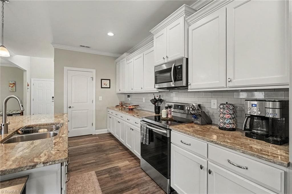 Stick/Site Built at 204 Montreat Drive, Lexington NC 27295, Lexington, photo 9 of 27