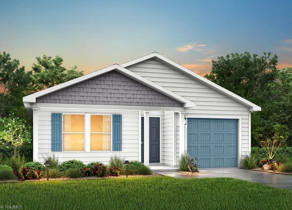 483 Regency Lane, Eden NC 27288