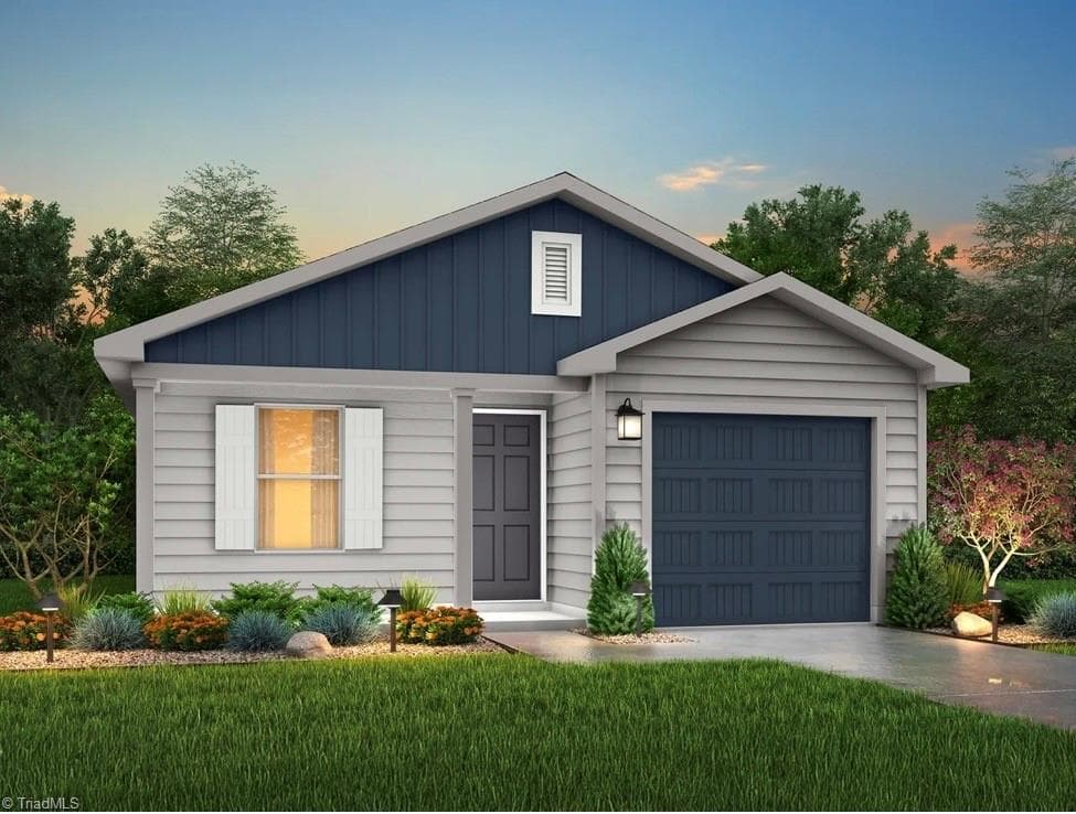 407 Regency Lane, Eden NC 27288