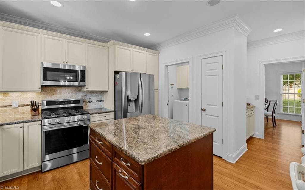 Stick/Site Built at 5012 Warm Springs Point, Greensboro NC 27455, photo 12 of 46