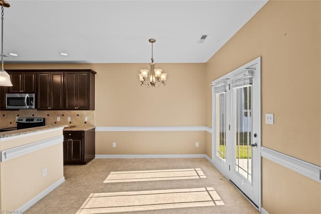 Stick/Site Built at 1814 Castle Gate Court, High Point NC 27265, photo 6 of 20