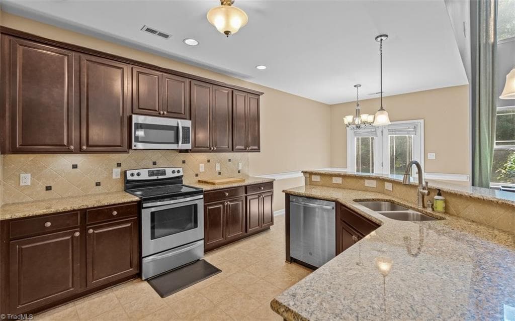 Stick/Site Built at 1814 Castle Gate Court, High Point NC 27265, photo 8 of 20