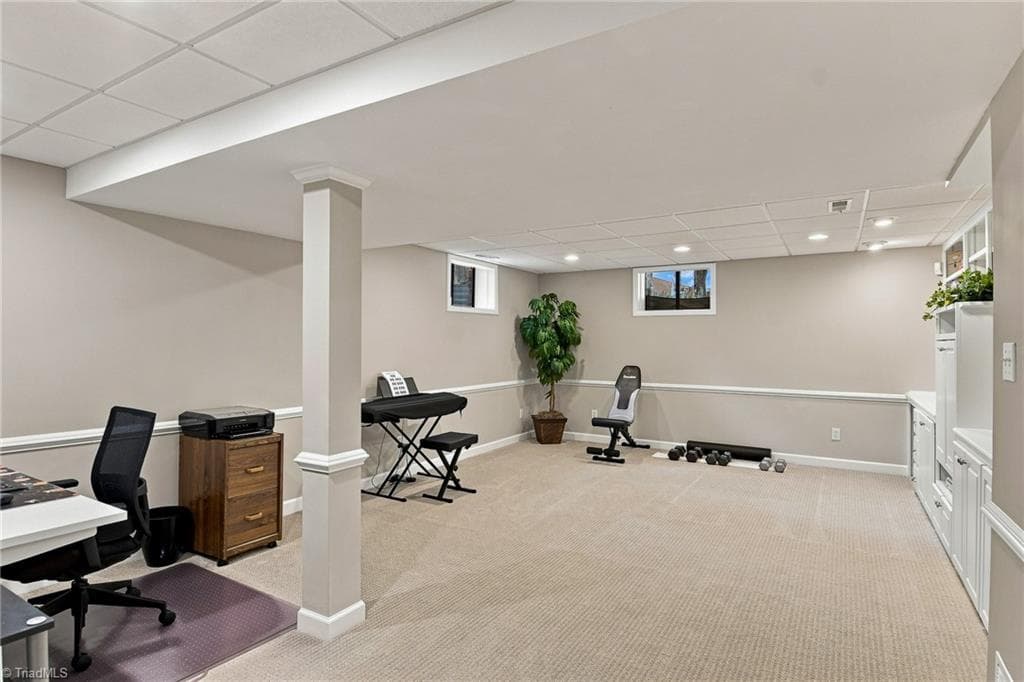 Stick/Site Built at 4025 Huntscroft Lane, Winston-Salem NC 27106, photo 32 of 39