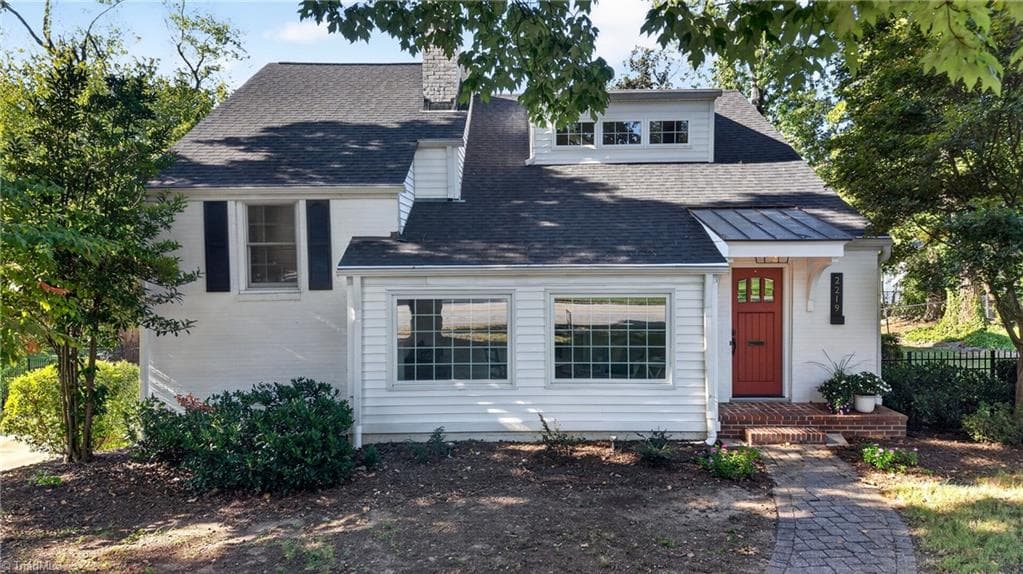 Stick/Site Built at 2219 W Friendly Avenue, Greensboro NC 27403, photo 3 of 50