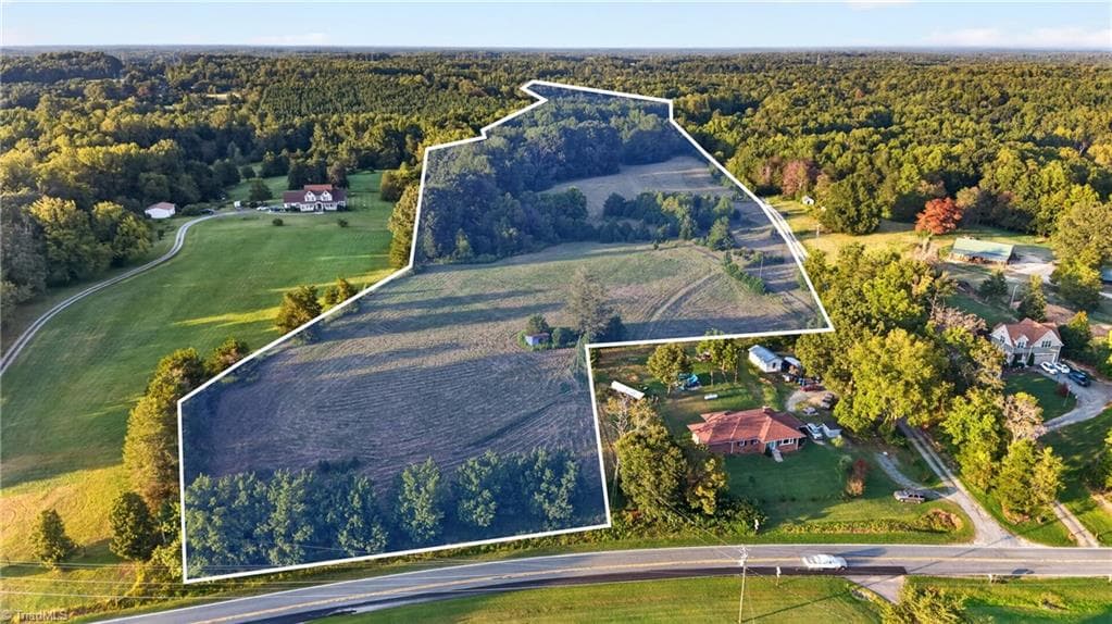 4415 Alamance Church Road, Liberty NC 27298