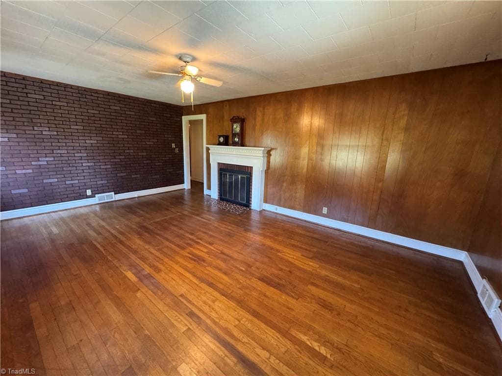 Remarks at 200 W King Street, King NC 27021, King, photo 91 of 92