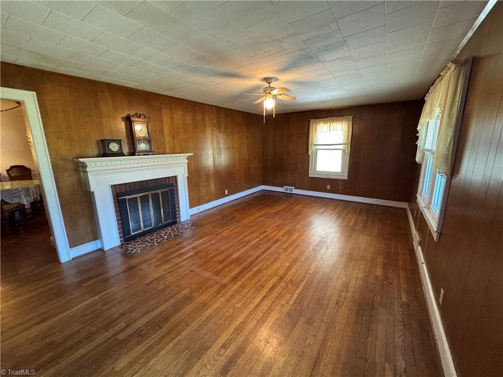 Remarks at 200 W King Street, King NC 27021, King, photo 57 of 92