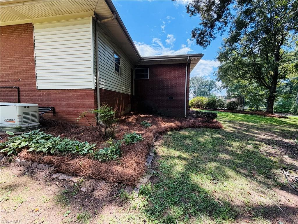 Stick/Site Built at 1031 Country Lane, Winston-Salem NC 27107, Winston-Salem, photo 44 of 47