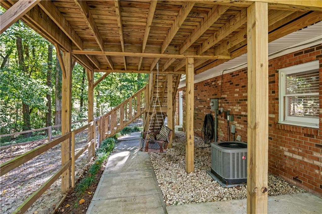 Stick/Site Built at 370 Tamworth Drive, Clemmons NC 27012, Clemmons, photo 41 of 50