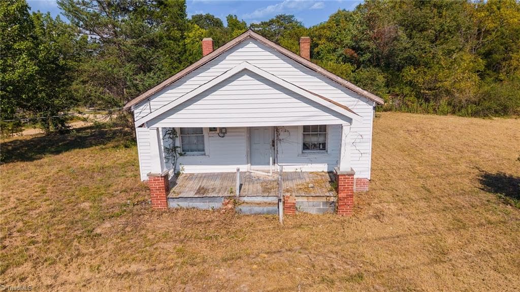 Single Family Residence at 855 Gunn Poole Road, Mebane NC 27302, Mebane, photo 13 of 14