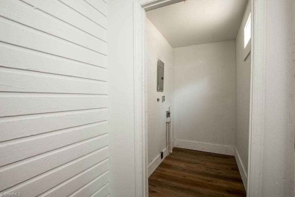 Stick/Site Built at 208 Underhill Street, High Point NC 27260, photo 11 of 14