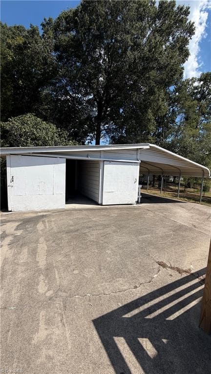 Stick/Site Built at 101 BETHLEHEM Avenue, Thomasville NC 27360, Thomasville, photo 10 of 18