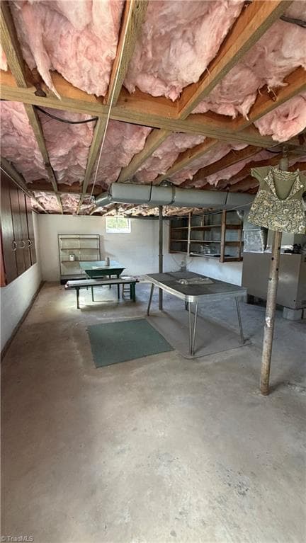 Stick/Site Built at 101 BETHLEHEM Avenue, Thomasville NC 27360, Thomasville, photo 8 of 18