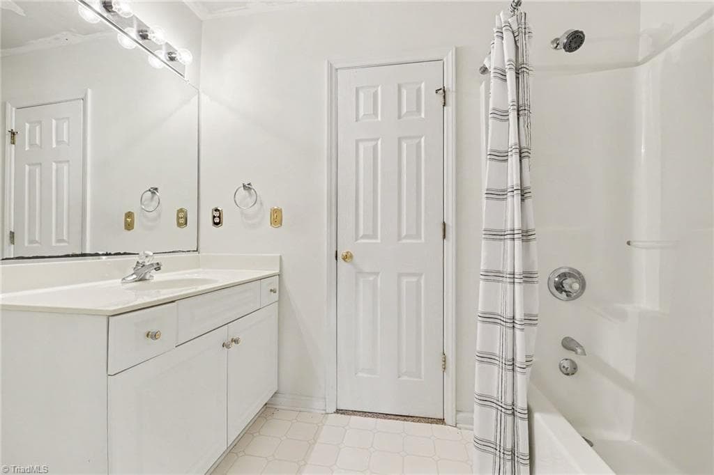 Stick/Site Built at 3616 Rising River Lane, Greensboro NC 27409, photo 20 of 25