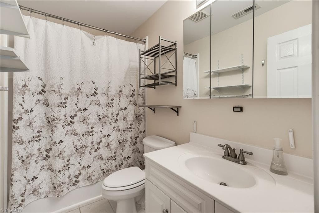 Stick/Site Built at 2607 Oxmoor Road, Summerfield NC 27358, Summerfield, photo 63 of 92