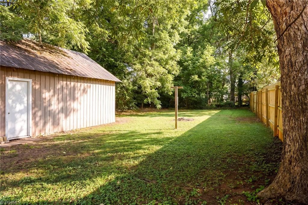 Stick/Site Built at 404 W 7th Avenue, Lexington NC 27292, Lexington, photo 39 of 54
