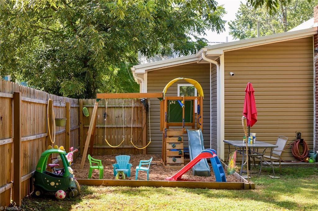 Stick/Site Built at 404 W 7th Avenue, Lexington NC 27292, Lexington, photo 37 of 54